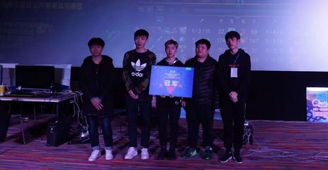 什么软件可以买lol的比赛输赢